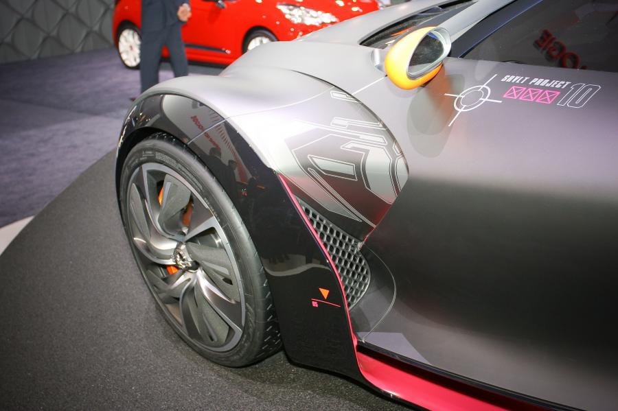 Citroen SURVOLT Concept 2010 года  (фото 24 из 146)